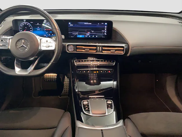 MERCEDES-BENZ EQC 400 AMG Line 4MATIC