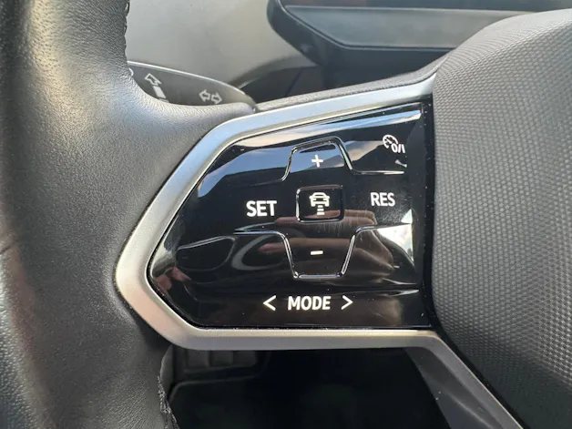 VW ID.4 Pro 77 kWh Life Plus