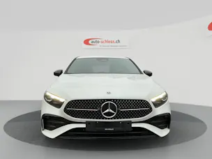 MERCEDES-BENZ A 200 7G-DCT AMG Line
