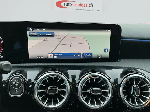 MERCEDES-BENZ A 200 7G-DCT