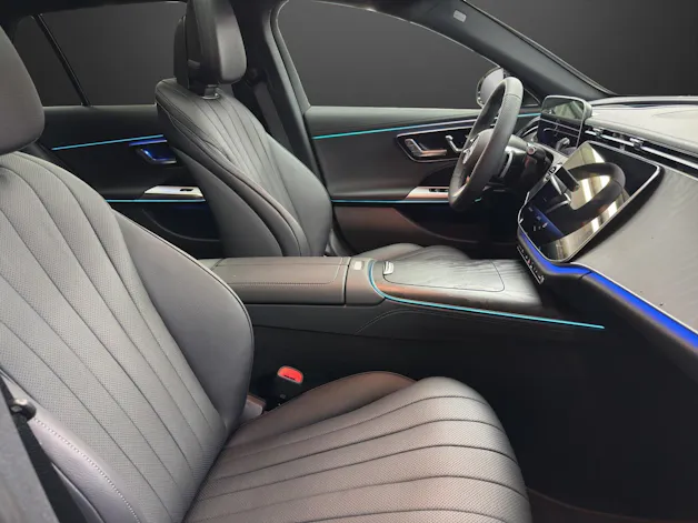 MERCEDES-BENZ E 220 d T 4Matic 9G-Tronic Swiss Star