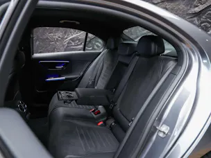 MERCEDES-BENZ C 300 d 4 Matic AMG Line *Werksgarantie*20" Felgen*