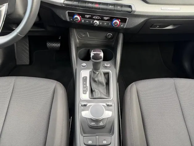 AUDI Q2 35 TFSI S-tronic