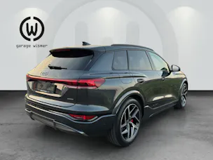 AUDI Q6 e-tron quattro