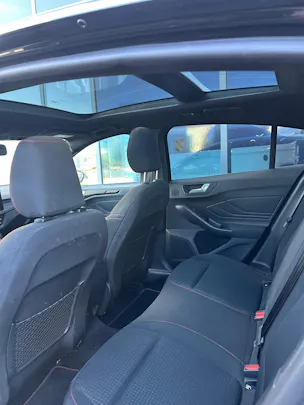 FORD Focus 1.0i EcoB Hybrid 125 ST-Line X