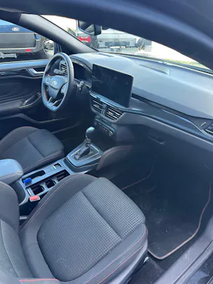 FORD Focus 1.0i EcoB Hybrid 125 ST-Line X