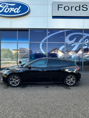 FORD Focus 1.0i EcoB Hybrid 125 ST-Line X
