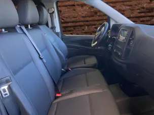 MERCEDES-BENZ Vito 124 CDI LaPro9G4M