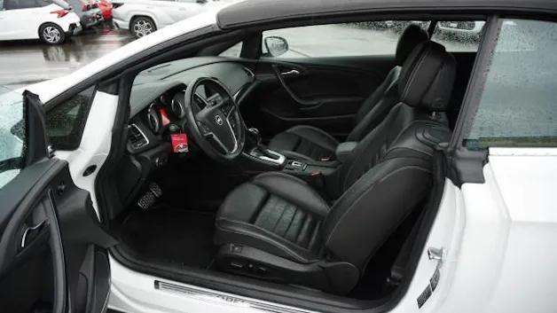 OPEL Cascada 1.6i Turbo Cosmo