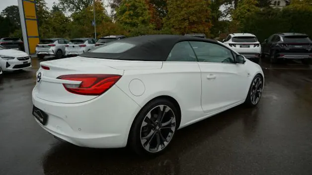 OPEL Cascada 1.6i Turbo Cosmo