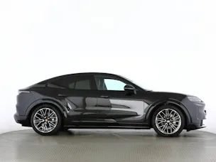 PORSCHE Cayenne Coupé Electric