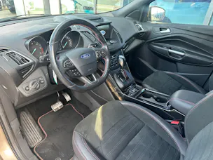 FORD Kuga 2.0 TDCi 150 ST-Line FPS