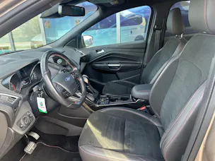 FORD Kuga 2.0 TDCi 150 ST-Line FPS