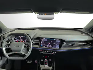 AUDI Q4 e-tron 45 quattro