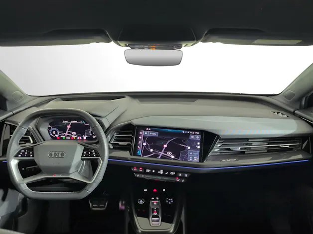 AUDI Q4 e-tron 45 quattro