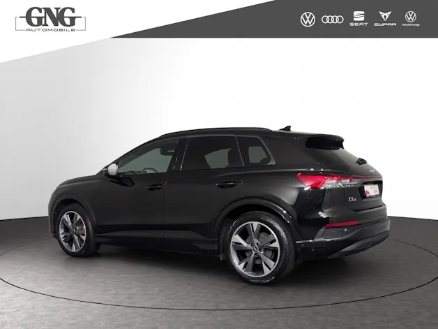 AUDI Q4 e-tron 45 quattro