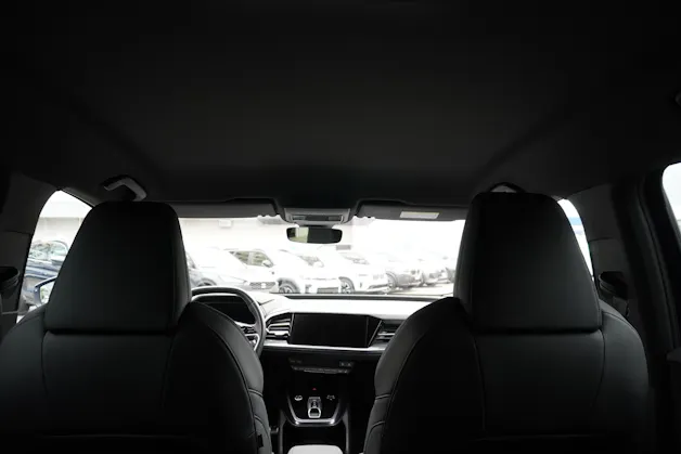 AUDI Q4 e-tron 50 quattro S-LINE!!!