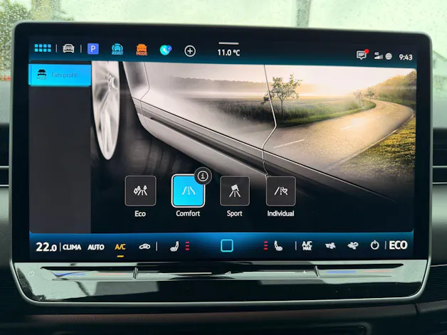 VW ID.7 TOURER PRO 286 PS *** ANHÄNGEKUPPLUNG & VIELES MEHR ***