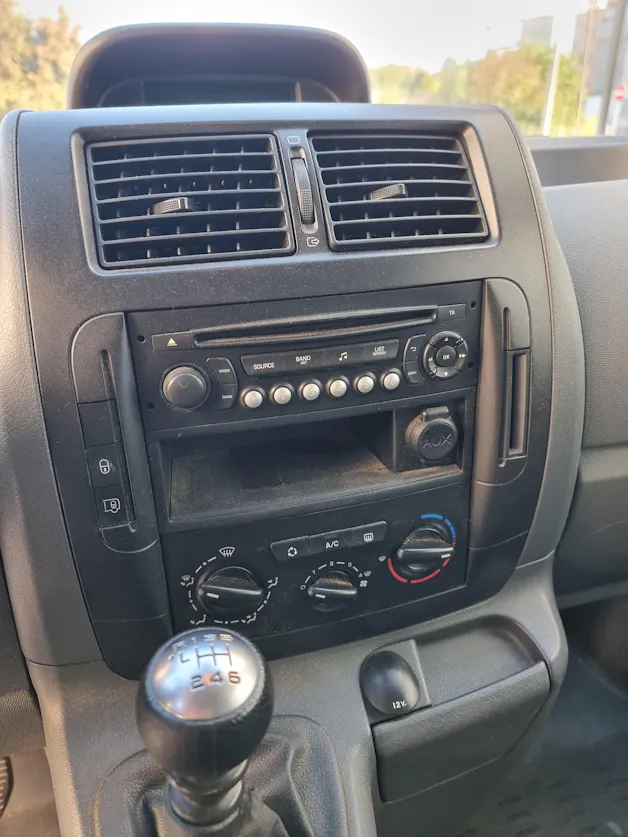 PEUGEOT Expert 2.0 HDi 229 L2H1