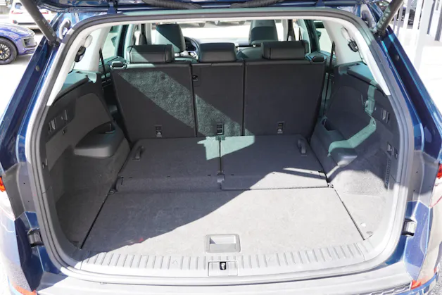 SKODA Kodiaq 2.0 TDI CR L&K 4x4 DSG 7-PLÄTZER!!!