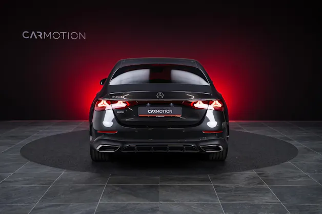MERCEDES-BENZ E 200 AMG Line / Hyperscreen / Rückfahrkamera / el.Sitze