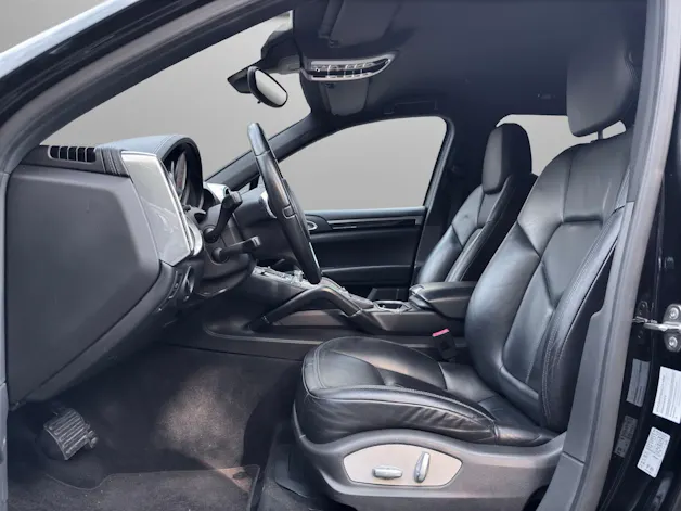 PORSCHE Cayenne Diesel *Rückfahrkamera*Sitzheizung vorne + hinten uvm.*
