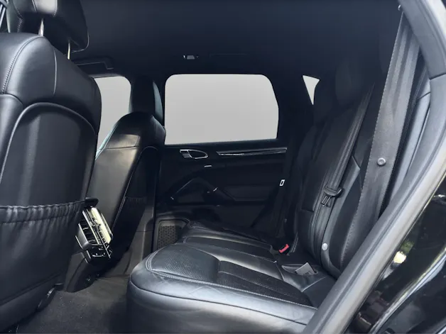 PORSCHE Cayenne Diesel *Rückfahrkamera*Sitzheizung vorne + hinten uvm.*