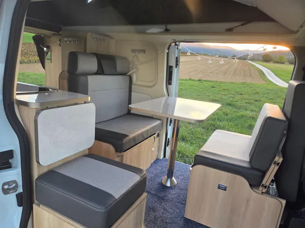 FORD Transit Custom Van 300 L2H1 Trend A