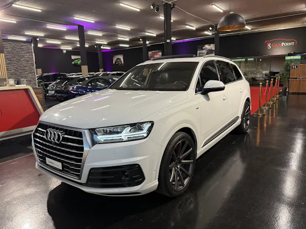 AUDI Q7 3.0 TDI quattro tiptronic S-line