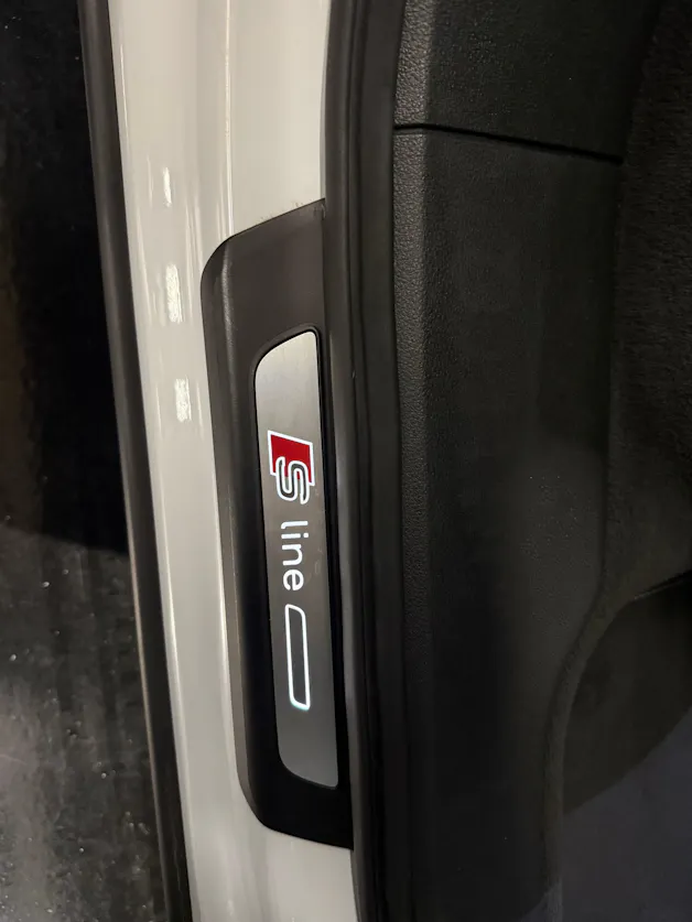 AUDI Q7 3.0 TDI quattro tiptronic S-line