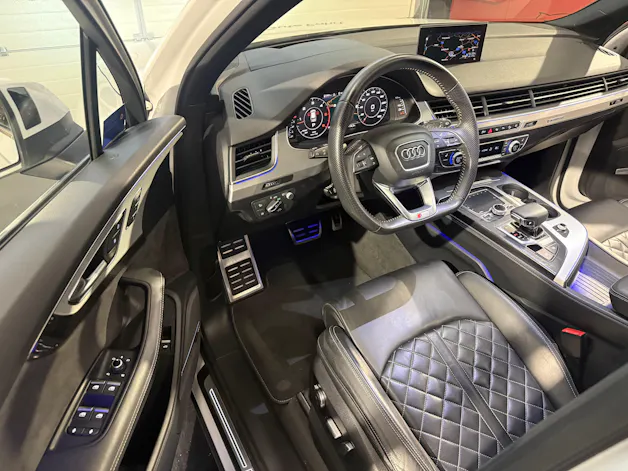 AUDI Q7 3.0 TDI quattro tiptronic S-line