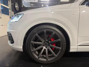 AUDI Q7 3.0 TDI quattro tiptronic S-line