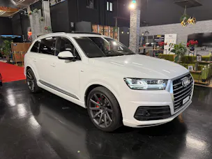 AUDI Q7 3.0 TDI quattro tiptronic S-line