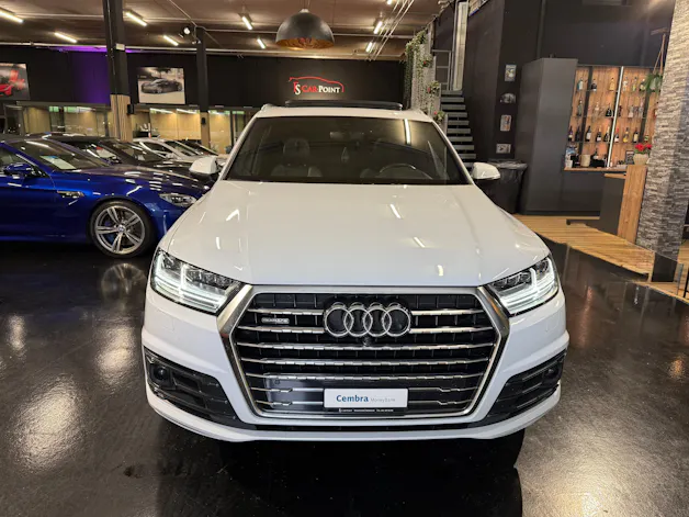 AUDI Q7 3.0 TDI quattro tiptronic S-line