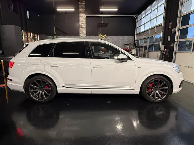 AUDI Q7 3.0 TDI quattro tiptronic S-line
