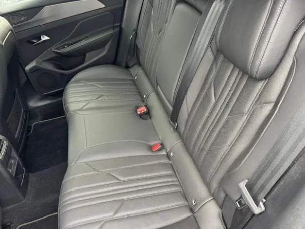 PEUGEOT 408 1.6 PHEV 225 GT