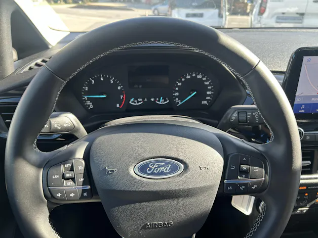 FORD Fiesta 1.0 SCTi Cool & Connect