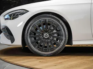MERCEDES-BENZ CLE 200 Coupé AMG Line 9G-Tronic *Werksgarantie*Panorama*Lenkradheizung*