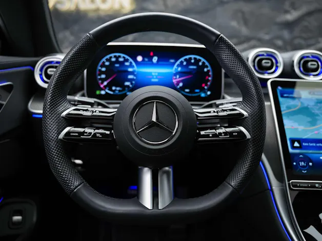 MERCEDES-BENZ CLE 200 Coupé AMG Line 9G-Tronic *Werksgarantie*Panorama*Lenkradheizung*