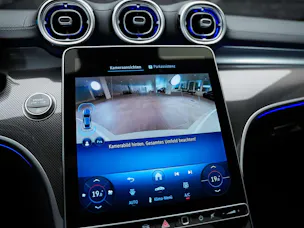 MERCEDES-BENZ CLE 200 Coupé AMG Line 9G-Tronic *Werksgarantie*Panorama*Lenkradheizung*
