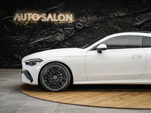MERCEDES-BENZ CLE 200 Coupé AMG Line 9G-Tronic *Werksgarantie*Panorama*Lenkradheizung*