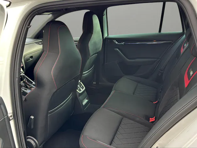 SKODA Octavia Combi 2.0 TDI RS 4x4 DSG