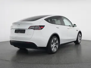 Tesla Model Y Long Range