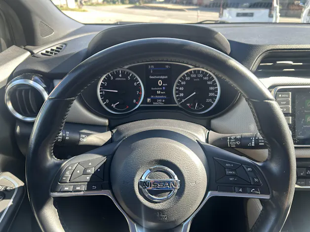 NISSAN Micra IG-T 100 n-connecta Xtronic
