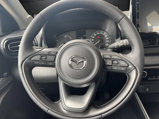 MAZDA 2 Hybrid Exclusive-Line