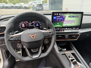 CUPRA E-HYBRID / PRIME EDITION - SERVICES GRATUITS 5 ANS / 100'000 KMS - LEASING 530.- / MOIS SANS APPORT