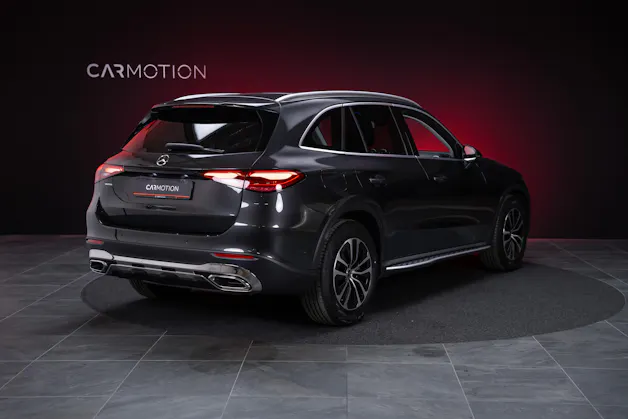 MERCEDES-BENZ GLC 200 Avantgarde 4matic / Rückfahrkamera / el.Sitze / Ambientebeleuchtung