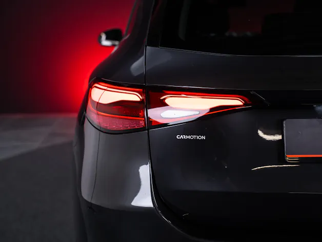 MERCEDES-BENZ GLC 200 Avantgarde 4matic / Rückfahrkamera / el.Sitze / Ambientebeleuchtung