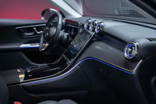 MERCEDES-BENZ GLC 200 Avantgarde 4matic / Rückfahrkamera / el.Sitze / Ambientebeleuchtung