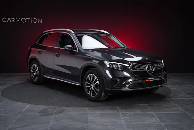 MERCEDES-BENZ GLC 200 Avantgarde 4matic / Rückfahrkamera / el.Sitze / Ambientebeleuchtung